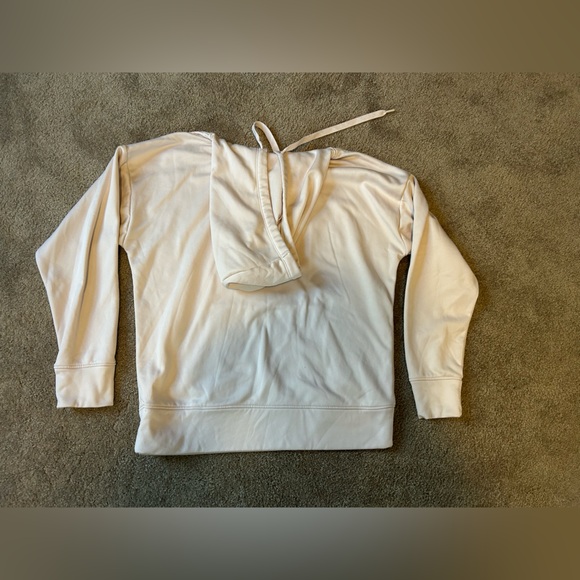 Women’s Under Armour Sweatshirt - Picture 6 of 7